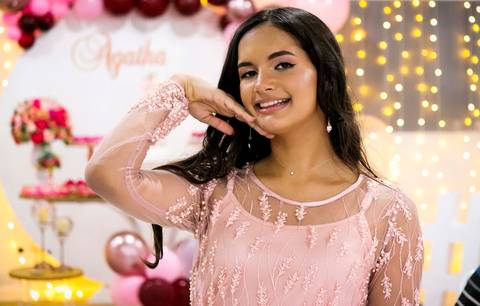 Cobertura Fotográfica de aniversário 15 anos de Agatha - Foto Rebecca Torquato'