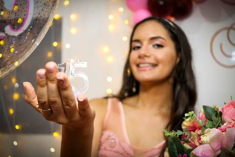 Cobertura Fotográfica de aniversário 15 anos de Agatha - Foto Rebecca Torquato'