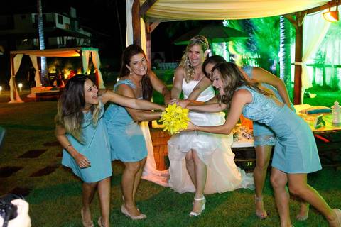 Casamento na Praia de Maracaipe - Foto Rebecca Torquato - Fotografa de Casamento'