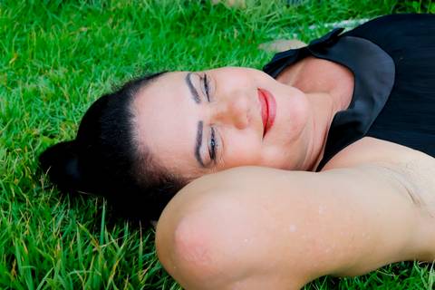 Ensaio Fotográfico Feminino no Hotel em Praia de Candeias - Foto Rebecca Torquato'