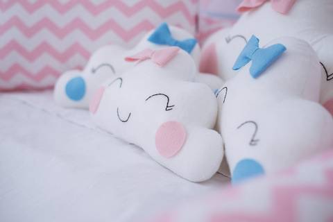 Decoração quarto bebê menina azul e rosa - nuvem'