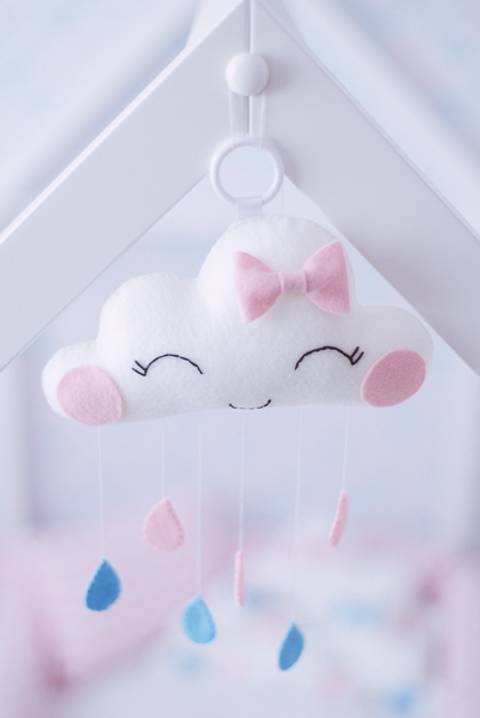 Decoração quarto bebê menina azul e rosa - nuvem'