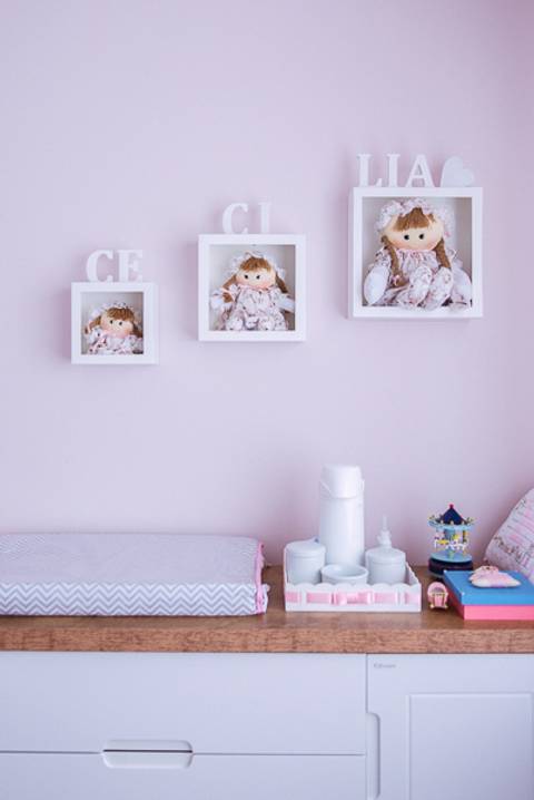 Decoração quarto bebê menina azul e rosa - comoda - nichos - bonequinhas - letras mdf cecilia'