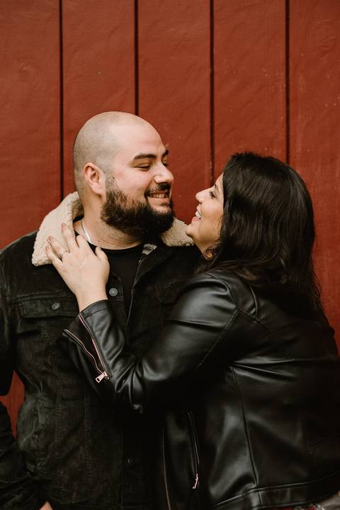 Ensaio de Casal sorrindo em paranapiacaba são paulo'