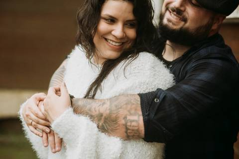 Ensaio de Casal sorrindo em paranapiacaba são paulo'