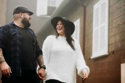 Ensaio de Casal sorrindo em paranapiacaba são paulo'