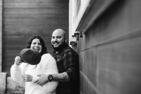 Ensaio de Casal sorrindo em paranapiacaba são paulo'