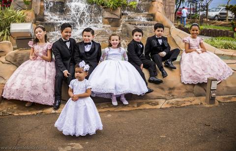 Ternos pajens - vestidos daminhas - aluguel de vestidos em Uberaba - '
