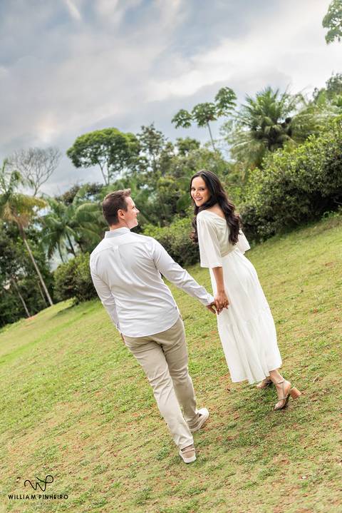 Pré-casamento atemporal no Aroso Paço Hotel, região de Domingos Martins e Pedra Azul, ES.'
