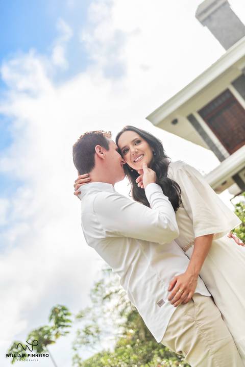 Pré-casamento atemporal no Aroso Paço Hotel, região de Domingos Martins e Pedra Azul, ES.'