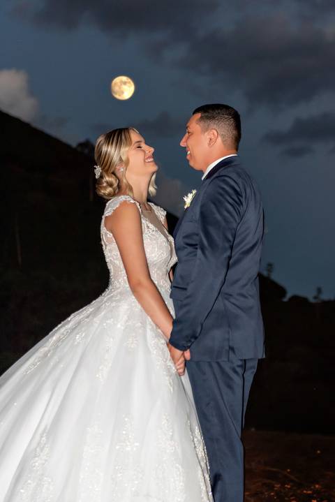 Fotografia de casamento minimalista e atemporal em Guaçuí, ES'