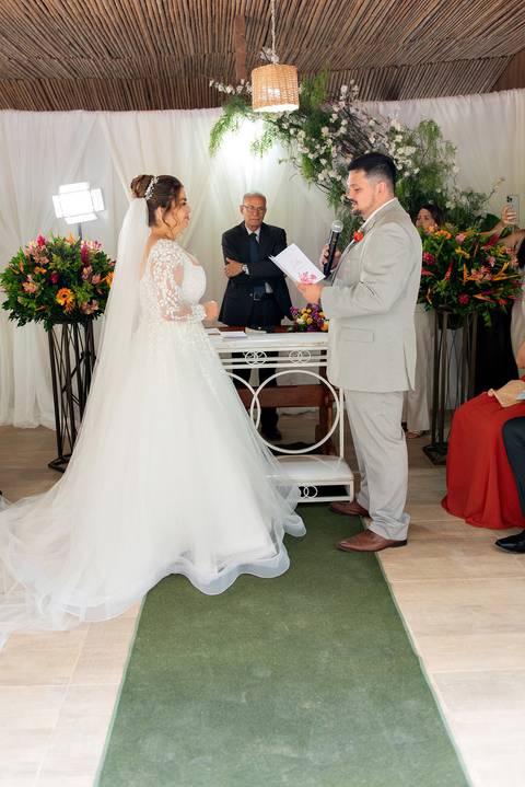 Fotografia de casamento emocionante em Alto Caparaó, MG. Registro autêntico e cheio de sentimento nas montanhas de Minas Gerais.'