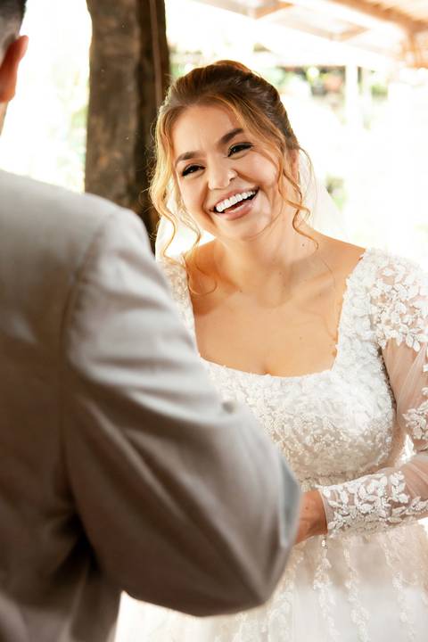 Fotografia de casamento emocionante em Alto Caparaó, MG. Registro autêntico e cheio de sentimento nas montanhas de Minas Gerais.'
