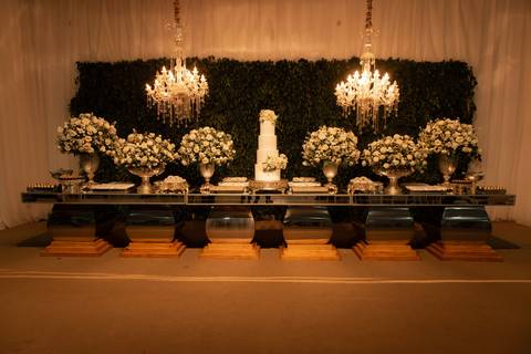Fotografia de casamento atemporal com noivos em Espera Feliz, MG. Registro autêntico e cheio de sentimento nas montanhas de Minas Gerais'