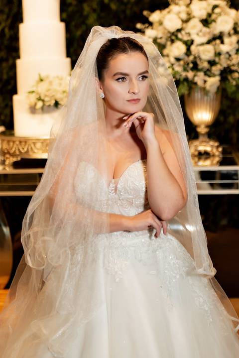Fotografia de casamento atemporal com noivos em Espera Feliz, MG. Registro autêntico e cheio de sentimento nas montanhas de Minas Gerais'