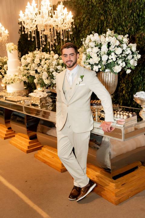 Fotografia de casamento atemporal com noivos em Espera Feliz, MG. Registro autêntico e cheio de sentimento nas montanhas de Minas Gerais'