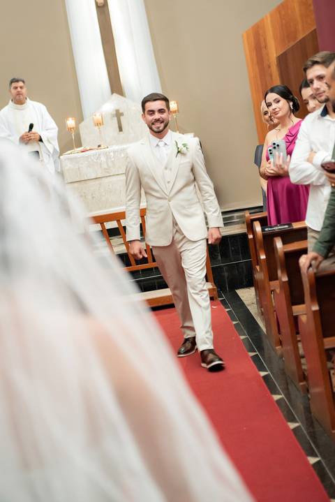 Fotografia de casamento atemporal com noivos em Espera Feliz, MG. Registro autêntico e cheio de sentimento nas montanhas de Minas Gerais'