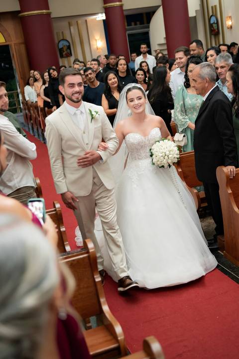 Fotografia de casamento atemporal com noivos em Espera Feliz, MG. Registro autêntico e cheio de sentimento nas montanhas de Minas Gerais'