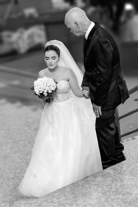 Fotografia de casamento atemporal com noivos em Espera Feliz, MG. Registro autêntico e cheio de sentimento nas montanhas de Minas Gerais'