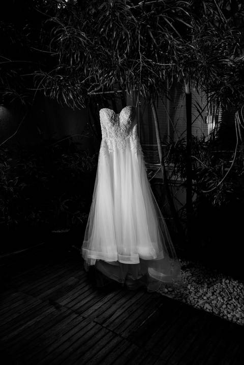 Making of da noiva em Espera Feliz-mg. Fotografia sensível e autêntica capturando os preparativos do casamento em Minas Gerais'