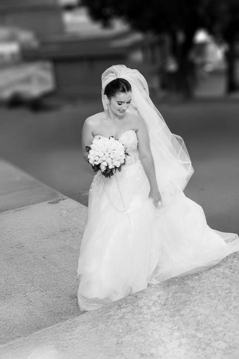 Fotografia de casamento atemporal com noivos em Espera Feliz, MG. Registro autêntico e cheio de sentimento nas montanhas de Minas Gerais'