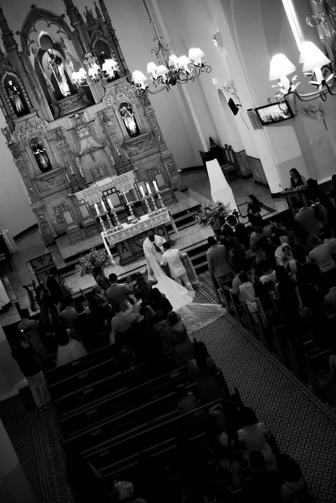 Wedding com estilo atemporal em Muriaé, MG. Fotografia autêntica e minimalista'
