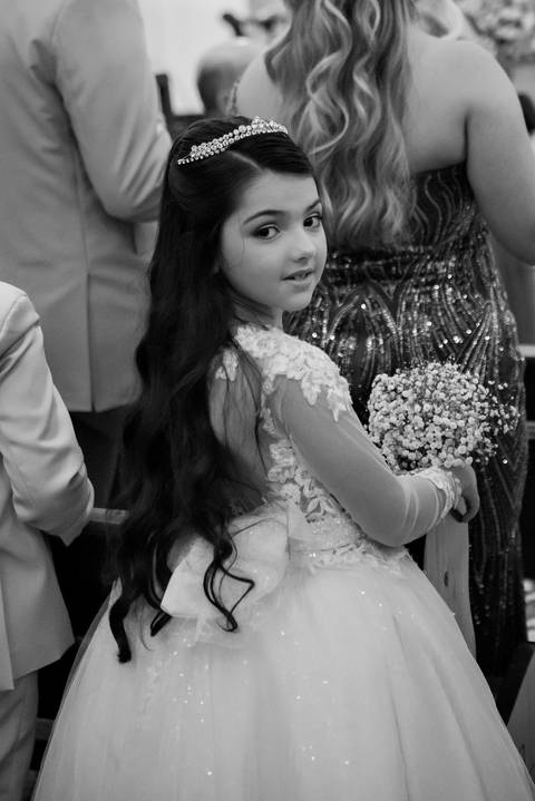 Wedding com estilo atemporal em Muriaé, MG. Fotografia autêntica e minimalista'