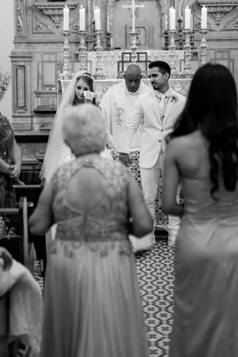 Wedding com estilo atemporal em Muriaé, MG. Fotografia autêntica e minimalista'