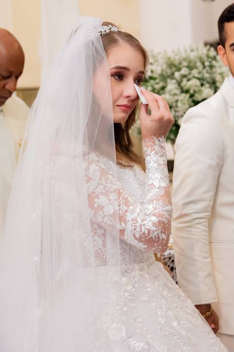 Wedding com estilo atemporal em Muriaé, MG. Fotografia autêntica e minimalista'
