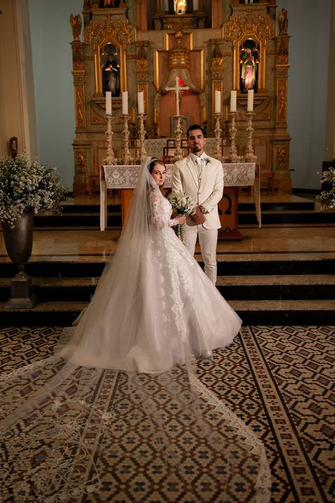 Wedding com estilo atemporal em Muriaé, MG. Fotografia autêntica e minimalista'