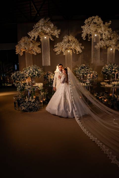 Wedding com estilo atemporal em Muriaé, MG. Fotografia autêntica e minimalista'
