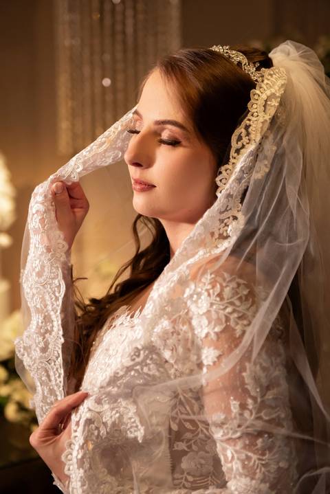 Wedding com estilo atemporal em Muriaé, MG. Fotografia autêntica e minimalista'