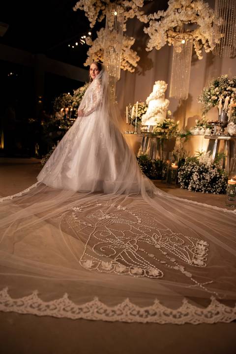 Wedding com estilo atemporal em Muriaé, MG. Fotografia autêntica e minimalista'