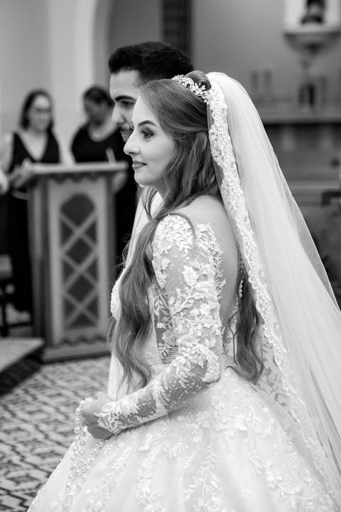 Wedding com estilo atemporal em Muriaé, MG. Fotografia autêntica e minimalista'