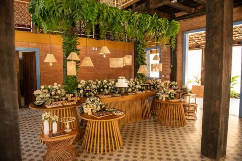 Fotógrafo de casamento em Guarapari, ES, registrando noivos com estilo atemporal'