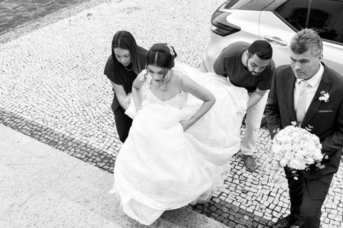 Fotógrafo de casamento atemporal registrando noivos em Venda Nova do Imigrante, ES'