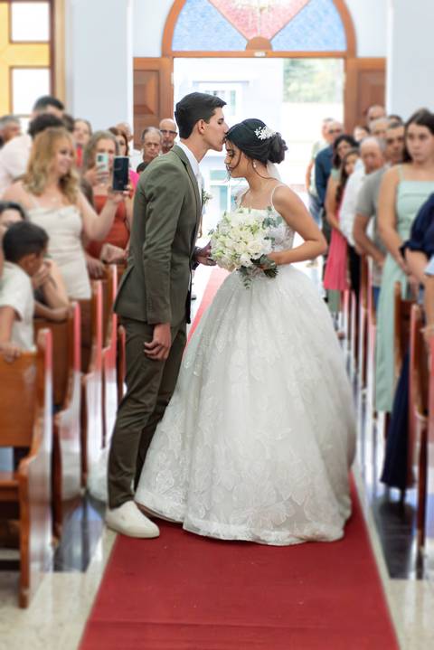 Fotógrafo de casamento atemporal registrando noivos em Venda Nova do Imigrante, ES'