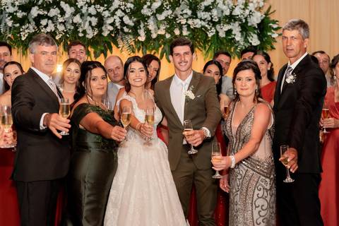 Fotógrafia de casamento atemporal registrando noivos em Venda Nova do Imigrante, ES'