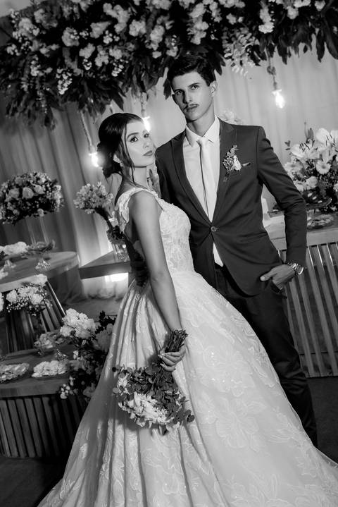 Fotógrafia de casamento atemporal registrando noivos em Venda Nova do Imigrante, ES'