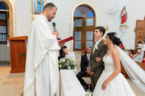 Fotógrafia de casamento atemporal registrando noivos em Venda Nova do Imigrante, ES'