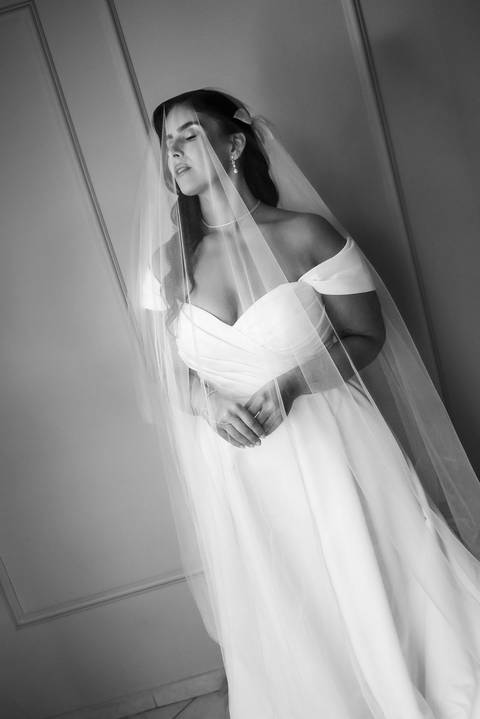Making of da noiva em Carangola, MG capturado com estilo atemporal por fotógrafo de casamento'