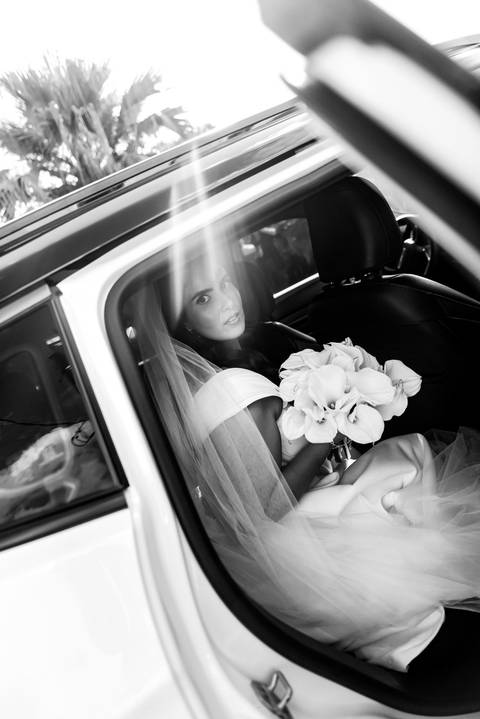 Fotógrafo de casamento atemporal registrando noivos em Carangola MG'