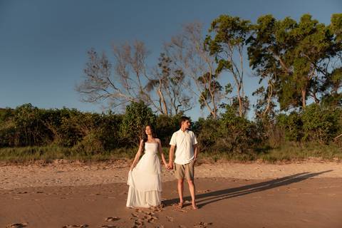 Fotografia de ensaio pré-casamento na praia boca da baleia, ES'