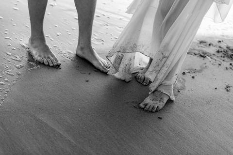 Fotografia de ensaio pré-casamento na praia boca da baleia, ES'