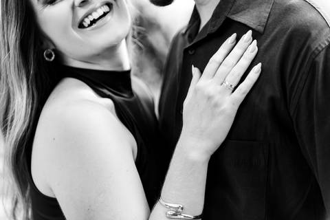 Fotografia de ensaio pré-wedding com estilo atemporal, realizado em Espera Feliz, MG'