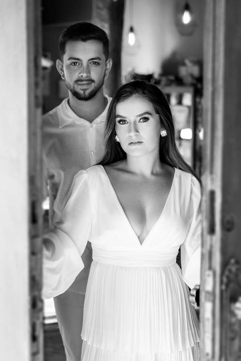 Fotografia de ensaio pré-wedding com estilo atemporal, realizado em Espera Feliz, MG'
