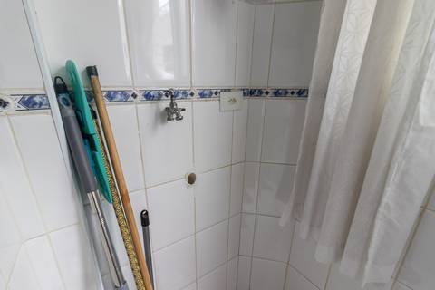 Fotografia Imobiliária de um apartamento novo para aluguel. Fotografia profissional por Fernando Freire, especialista em Airbnb e Booking.  Foto interna do apartamento.'
