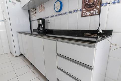 Fotografia Imobiliária de um apartamento novo para aluguel. Fotografia profissional por Fernando Freire, especialista em Airbnb e Booking.  Foto interna do apartamento.'