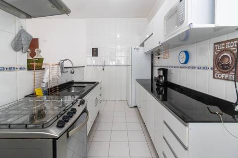 Fotografia Imobiliária de um apartamento novo para aluguel. Fotografia profissional por Fernando Freire, especialista em Airbnb e Booking.  Foto interna do apartamento.'