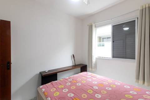 Fotografia Imobiliária de um apartamento novo para aluguel. Fotografia profissional por Fernando Freire, especialista em Airbnb e Booking.  Foto interna do apartamento.'